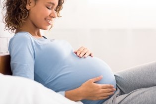 Imagem ilustrativa do artigo Incontinência urinária na gravidez: sintomas, causas e tratamento