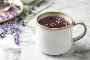 12 melhores chás para dor de cabeça (comprovados!)