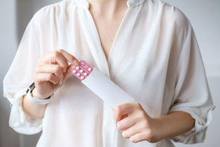 Imagem ilustrativa do artigo Trombose por anticoncepcional: sintomas e o que fazer