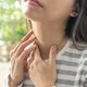 Como curar a garganta inflamada: opções naturais e remédios